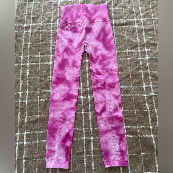 VGUC, Free People Movement Women’s Pink Tie Dye Workout Leggings Size XS - Picture 2 of 10